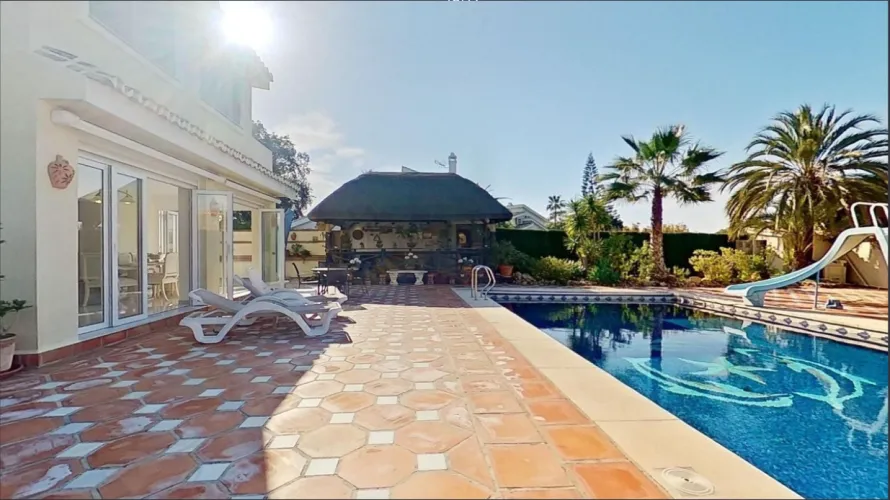 3 bedrooms villa for sale , Mijas Costa, Spain No. 991 № 2