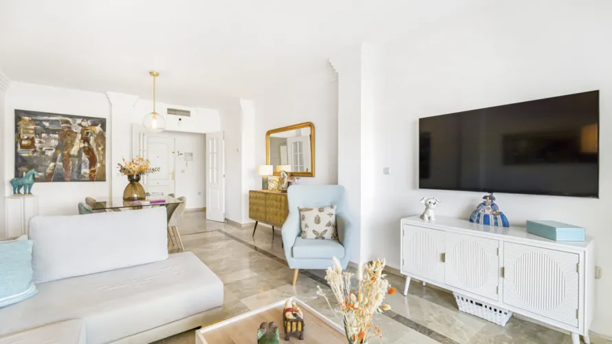 1 bedroom apartment for sale , Nueva Andalucia, Spain No. 705 № 11