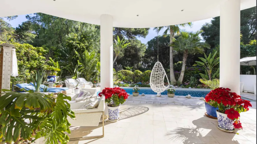4 bedrooms villa for sale , Marbella, Spain No. 1027 № 18
