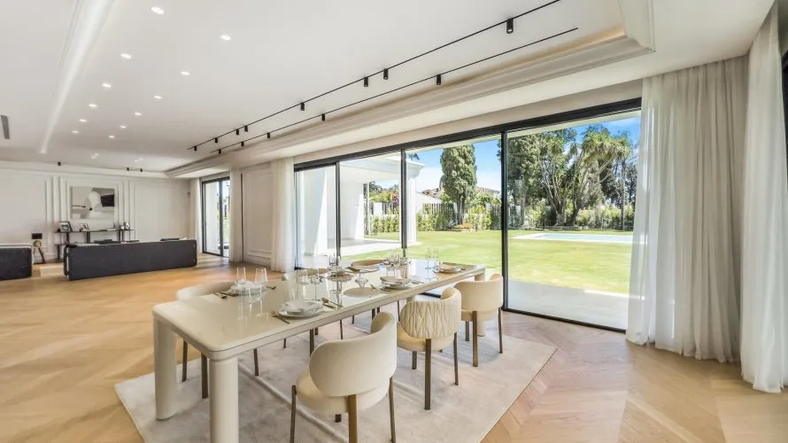 6 bedrooms villa for sale , Marbella, Spain No. 777 № 10