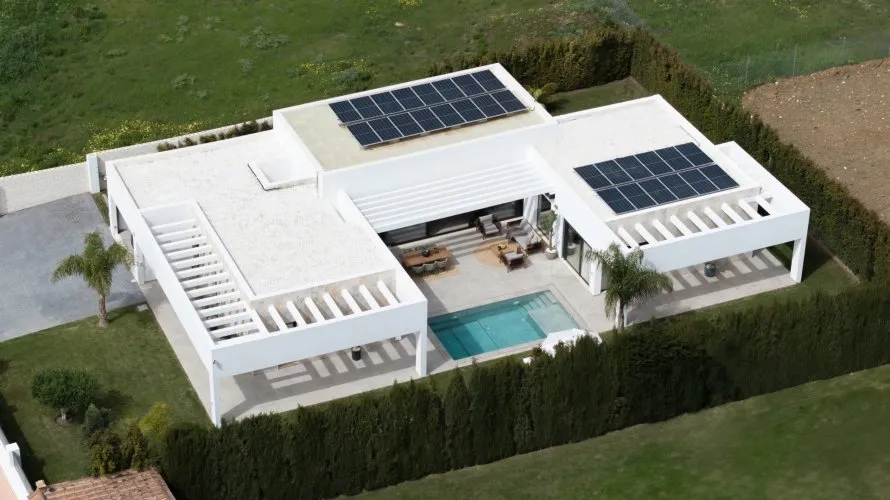 4 bedrooms villa for sale , Estepona, Spain No. 515 № 1