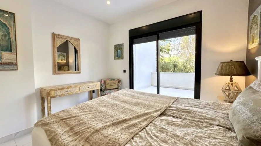 3 bedrooms apartment for sale , Estepona, Spain No. 944 № 13