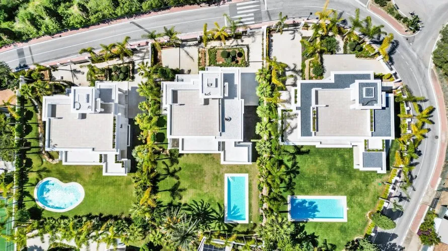 6 bedrooms villa for sale , Marbella, Spain No. 777