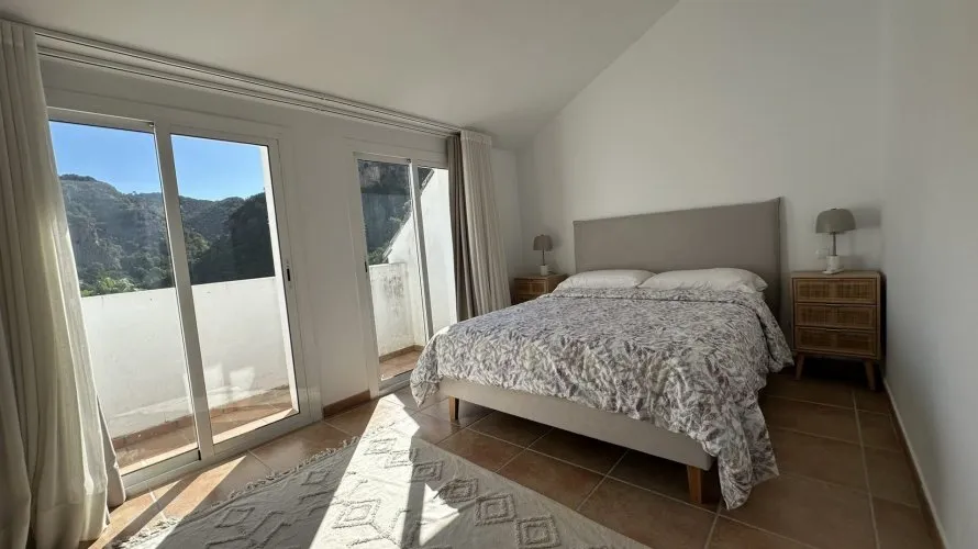 3 bedrooms townhouse for sale , Benahavis, Spain No. 1128 № 11