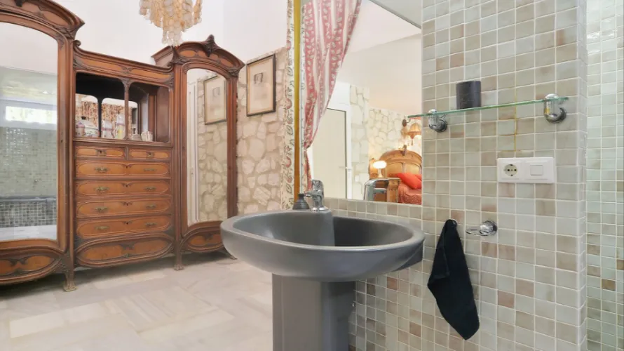 6 bedrooms villa for sale , Marbella, Spain No. 1025 № 23