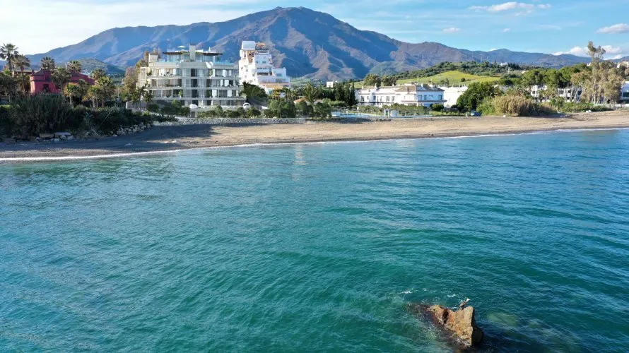 3 bedrooms apartment for sale , Estepona, Spain No. 127 № 7
