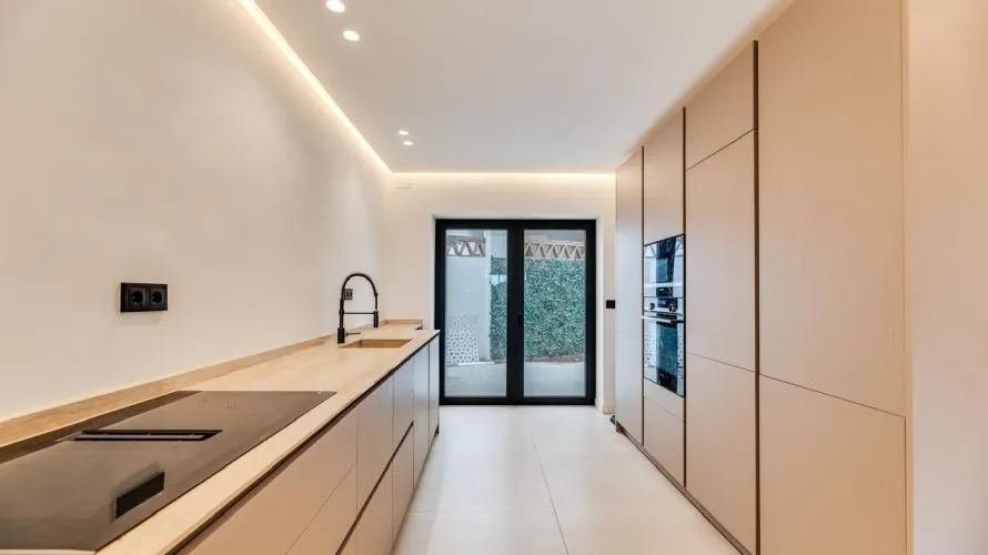 4 bedrooms duplex for sale , Marbella, Spain No. 594 № 1