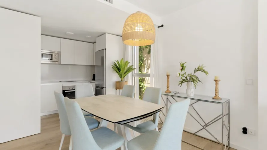 3 bedrooms apartment for sale , Estepona, Spain No. 952 № 11