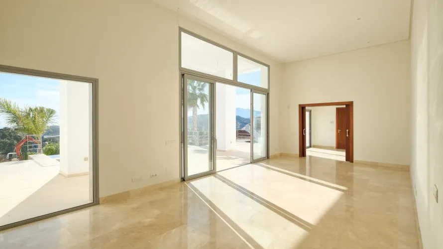 4 bedrooms villa for sale , Benahavis, Spain No. 389 № 6