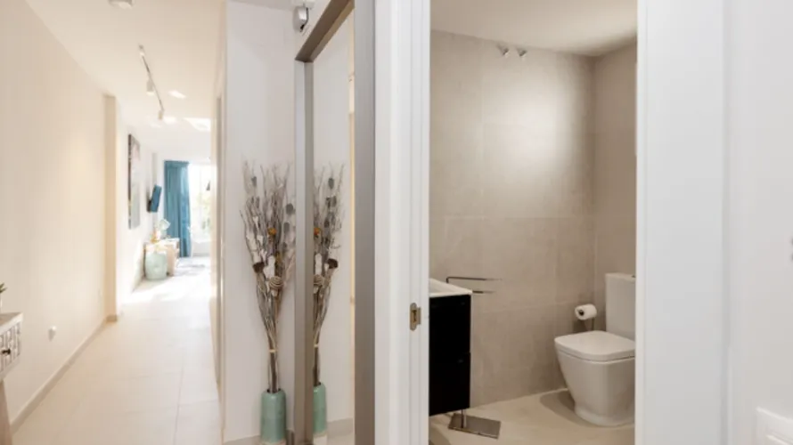 2 bedrooms apartment for sale , Nueva Andalucia, Spain No. 1082 № 13