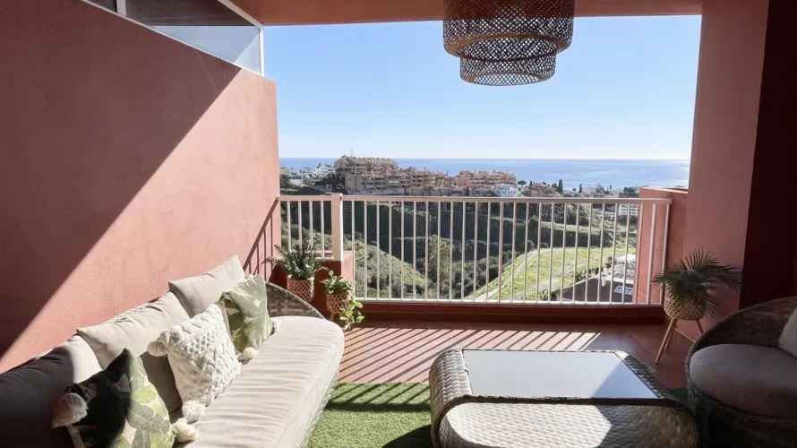 2 bedrooms duplex for sale , Fuengirola, Spain No. 815 № 1