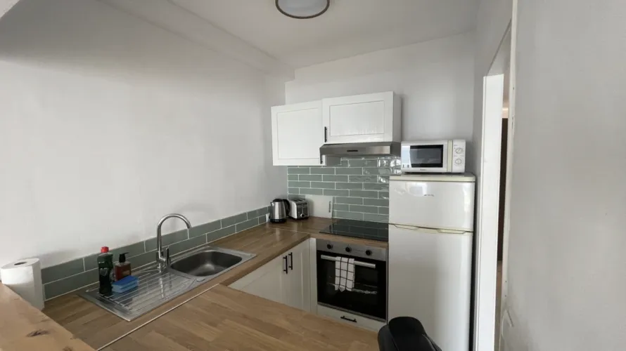 2 bedrooms apartment for sale , Estepona, Spain No. 669 № 6