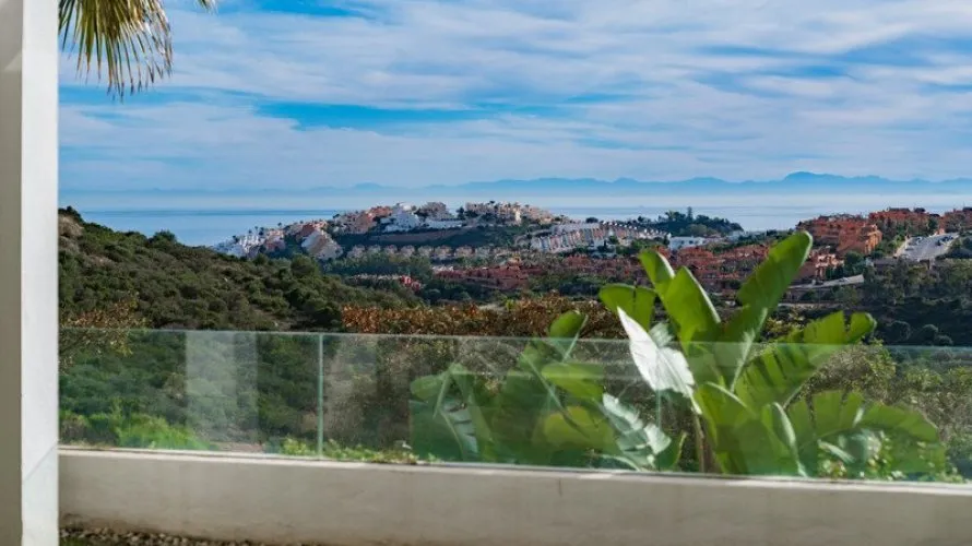 2 bedrooms apartment for sale , Casares, Spain No. 556 № 9