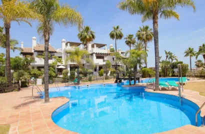 3 bedrooms townhouse for sale , Benahavis, Spain No. 928