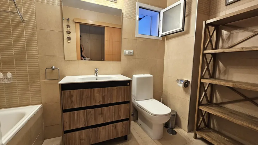 2 bedrooms apartment for sale , Estepona, Spain No. 1051 № 15