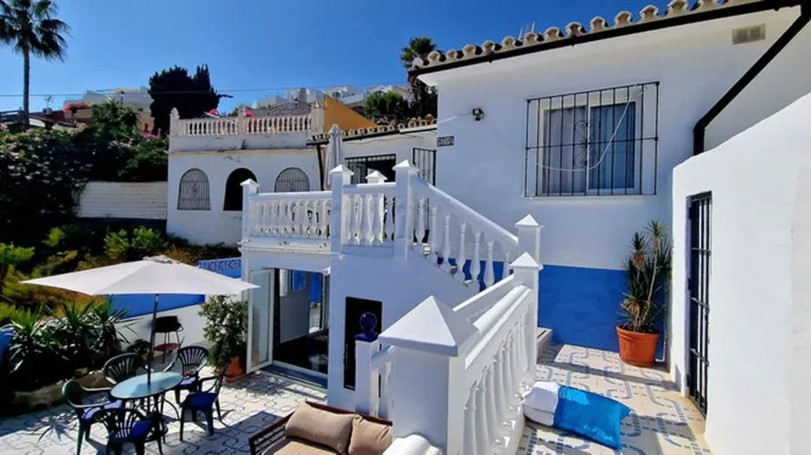 4 bedrooms villa for sale , Fuengirola, Spain No. 566