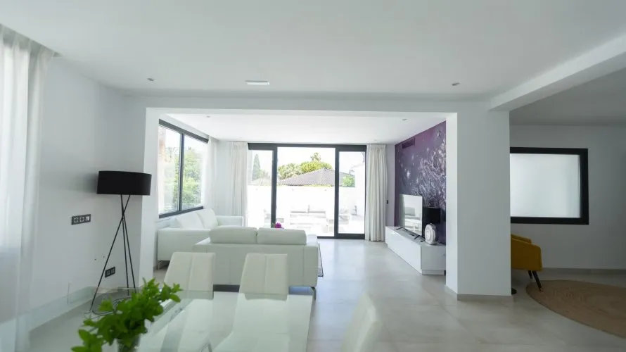 4 bedrooms villa for sale , Marbella, Spain No. 391 № 10