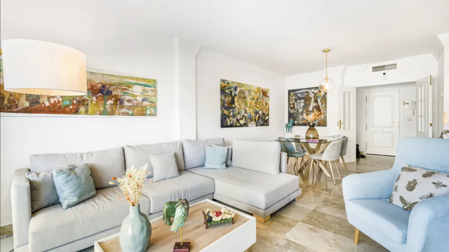 1 bedroom apartment for sale , Nueva Andalucia, Spain No. 705 № 3
