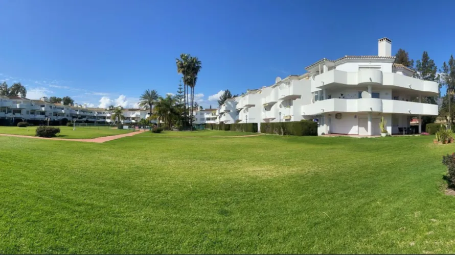 2 bedrooms apartment for sale , Mijas Costa, Spain No. 1011 № 1