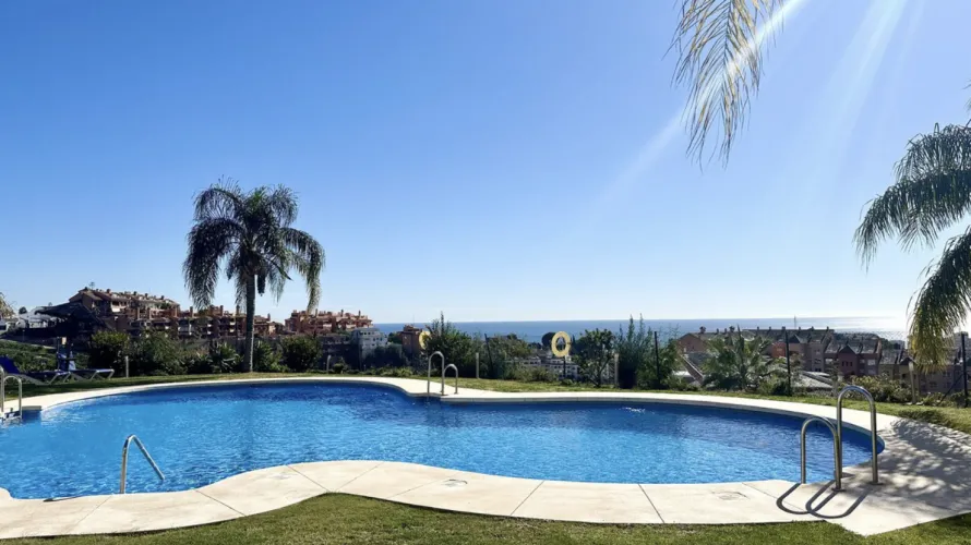 2 bedrooms duplex for sale , Fuengirola, Spain No. 815 № 3