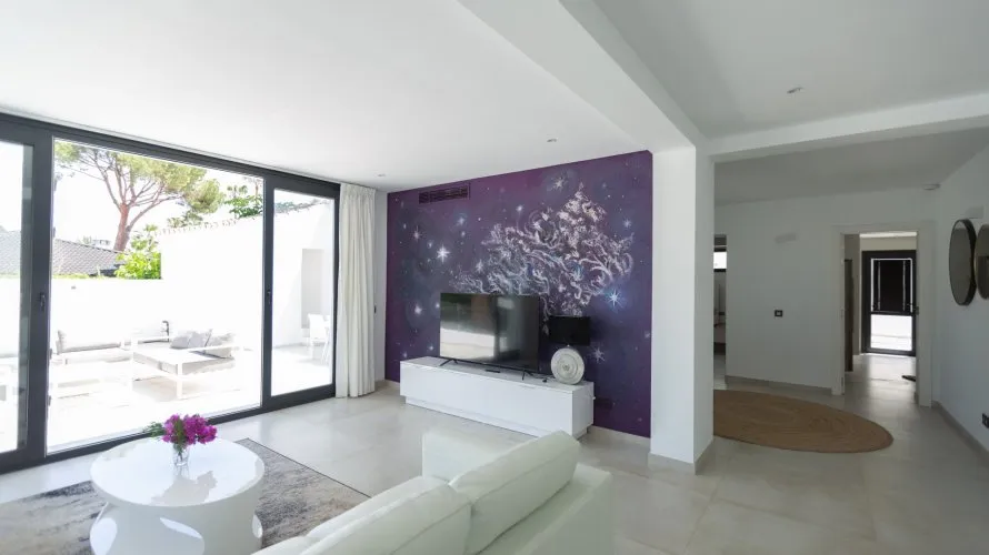 4 bedrooms villa for sale , Marbella, Spain No. 391 № 8