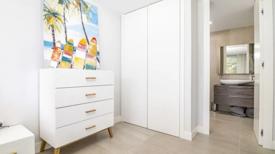 3 bedrooms apartment for sale , Estepona, Spain No. 551 № 28
