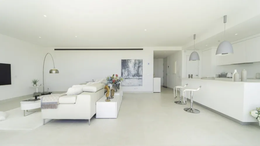 2 bedrooms penthouse for sale , Fuengirola, Spain No. 565 № 13
