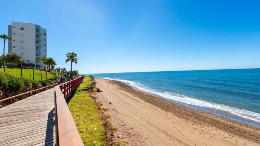 2 bedrooms apartment for sale , Mijas Costa, Spain No. 768 № 7