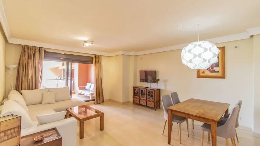 3 bedrooms apartment for sale , Estepona, Spain No. 881 № 3