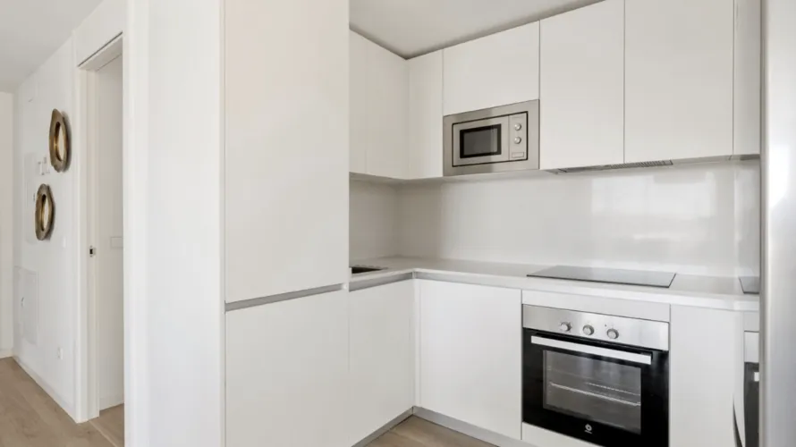 3 bedrooms apartment for sale , Estepona, Spain No. 952