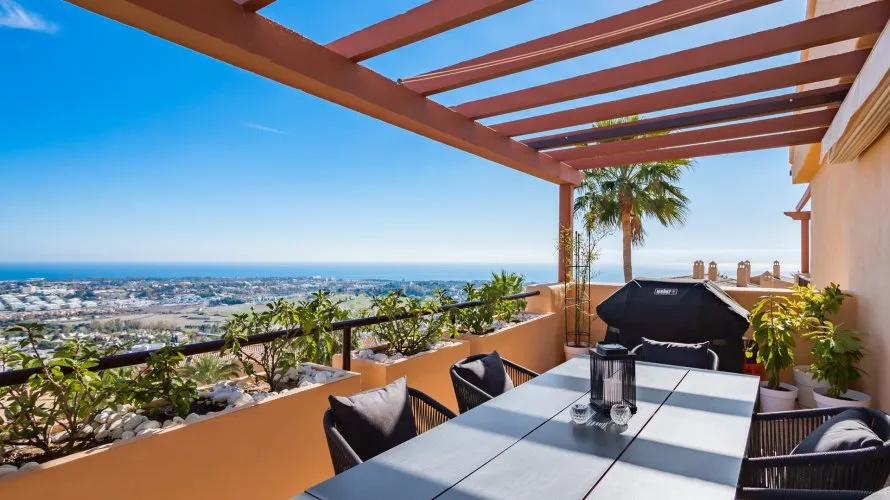3 bedrooms penthouse for sale , Benahavis, Spain No. 402 № 11