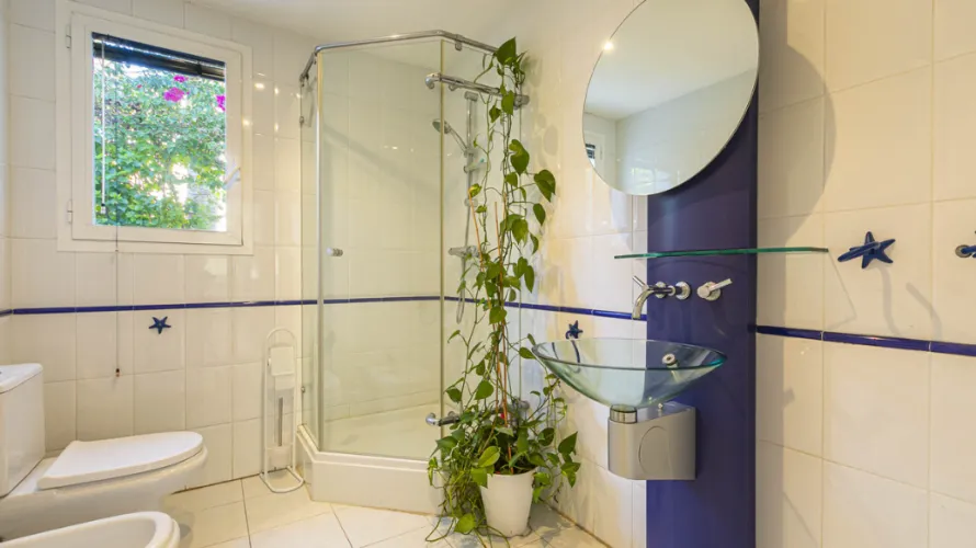 4 bedrooms villa for sale , Marbella, Spain No. 1027 № 23