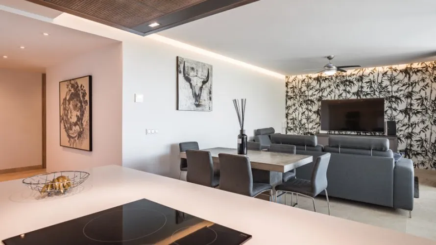 3 bedrooms apartment for sale , Benahavis, Spain No. 893 № 21