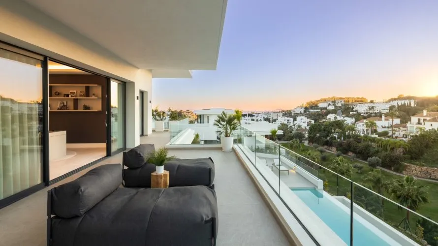 5 bedrooms villa for sale , Estepona, Spain No. 486 № 15