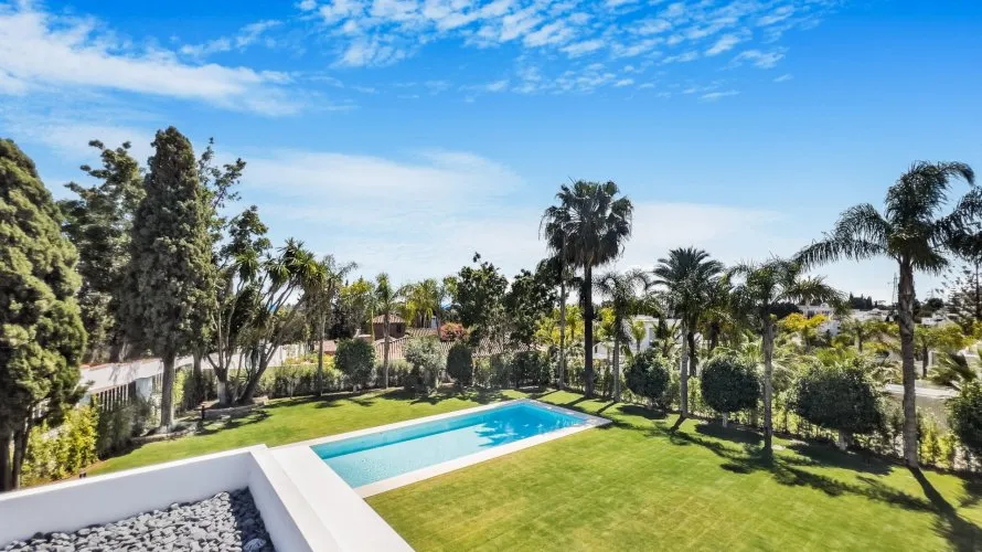 6 bedrooms villa for sale , Marbella, Spain No. 777 № 26