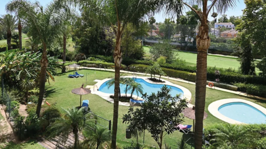 2 bedrooms apartment for sale , Cortes (San Pedro De Alcantara), Spain No. 1070 № 12