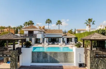 5 bedrooms house for sale , Benahavis, Spain No. 946