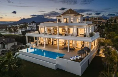 6 bedrooms house for sale , Benahavis, Spain No. 762