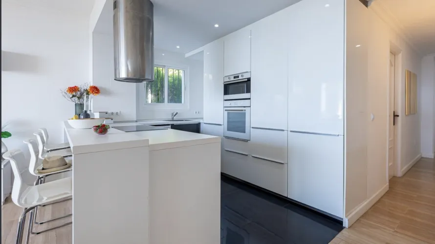 2 bedrooms apartment for sale , Mijas Costa, Spain No. 651 № 7