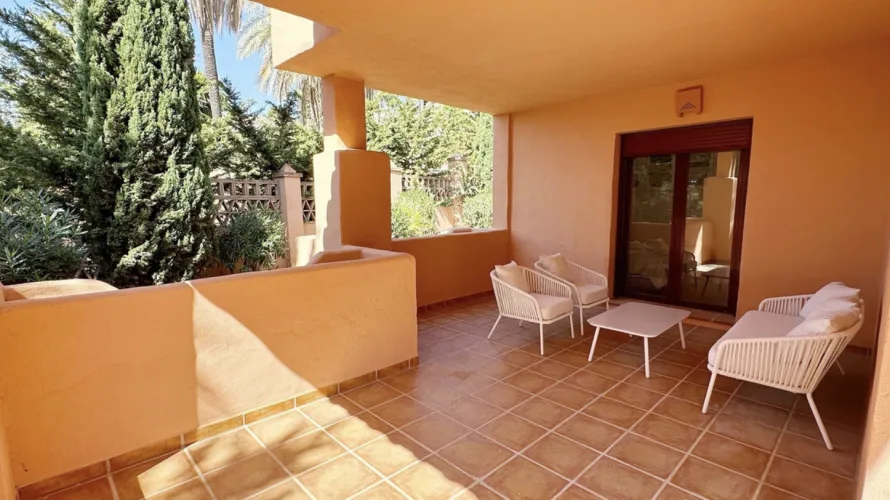 78m² apartment for sale , Estepona, Spain No. 621 № 4