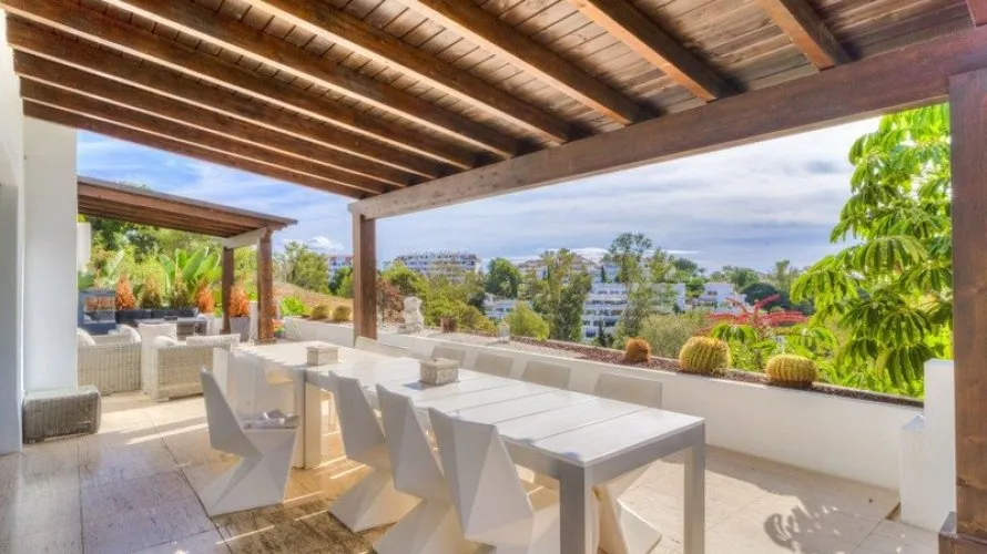 5 bedrooms villa for sale , Marbella, Spain No. 929 № 22