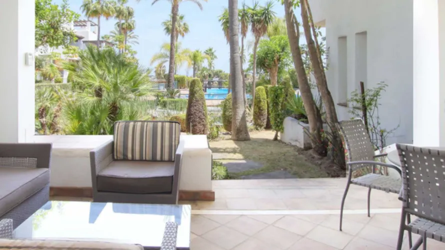 3 bedrooms townhouse for sale , Benahavis, Spain No. 928 № 1