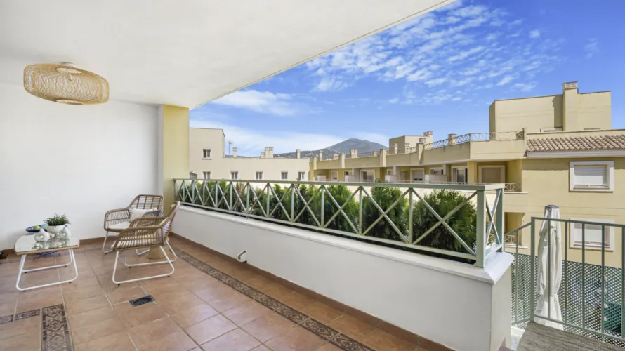 1 bedroom apartment for sale , Nueva Andalucia, Spain No. 705 № 5