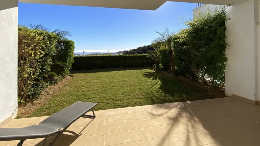 2 bedrooms apartment for sale , Marbella, Spain No. 672 № 1