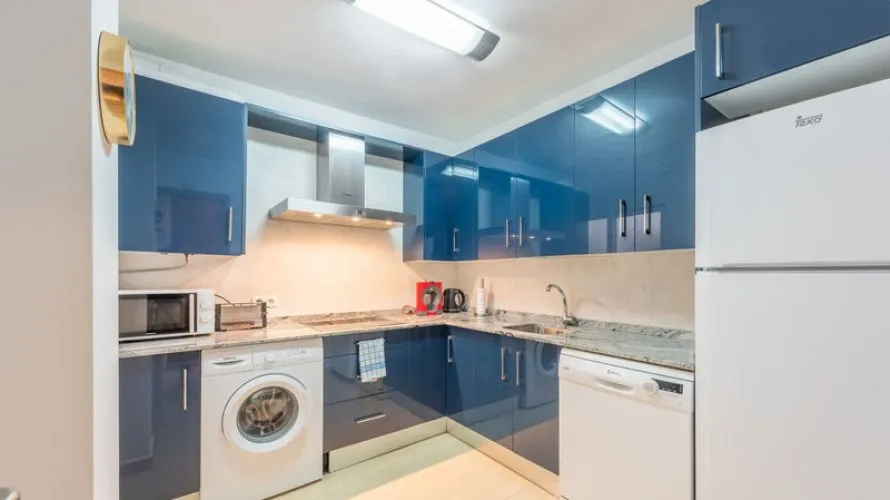 3 bedrooms apartment for sale , Estepona, Spain No. 737 № 17