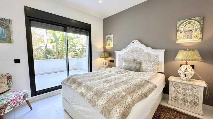 3 bedrooms apartment for sale , Estepona, Spain No. 944 № 12