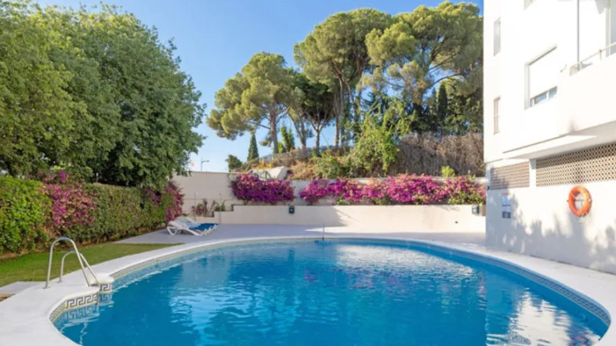 2 bedrooms apartment for sale , Nueva Andalucia, Spain No. 1082 № 11