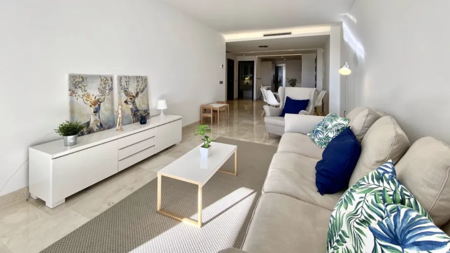 2 bedrooms apartment for sale , Marbella, Spain No. 672 № 4