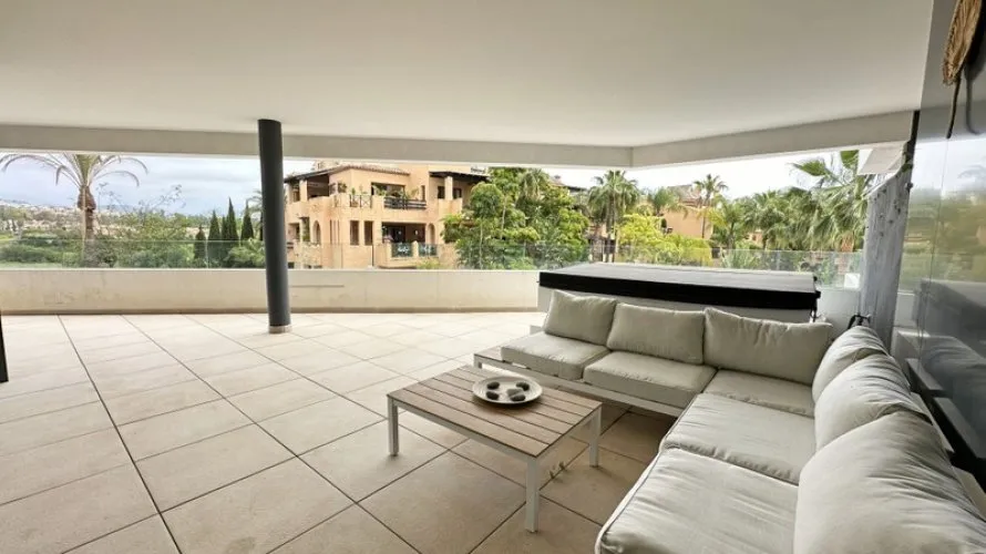 3 bedrooms apartment for sale , Estepona, Spain No. 941 № 21