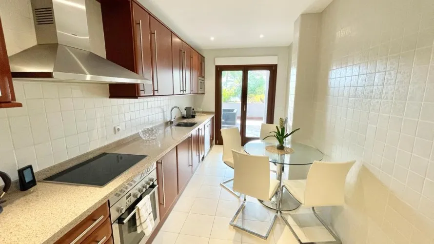 2 bedrooms apartment for sale , Marbella, Spain No. 342 № 11